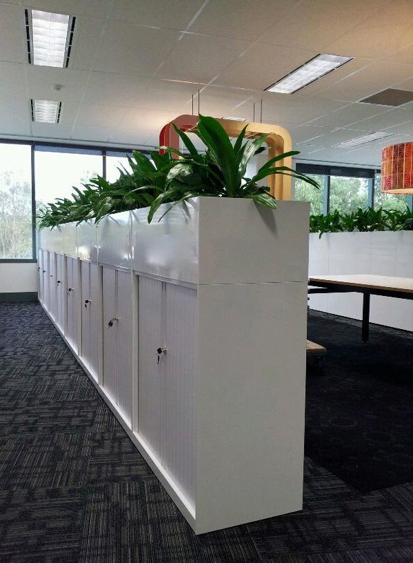 DT Tambour storage with Planter